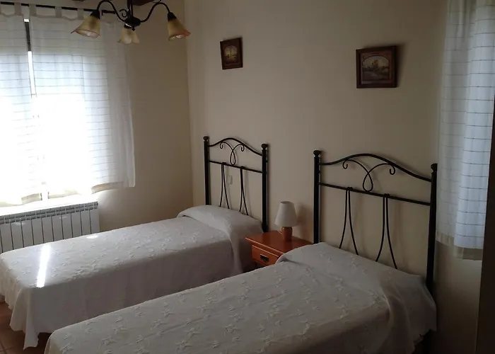 Casa Pico Zapatero Летний дом Сотальбо