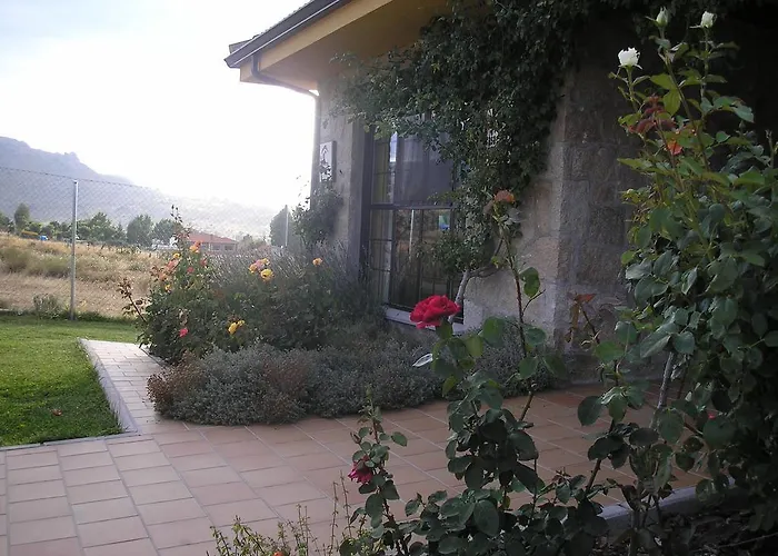 Casa Pico Zapatero Летний дом Сотальбо